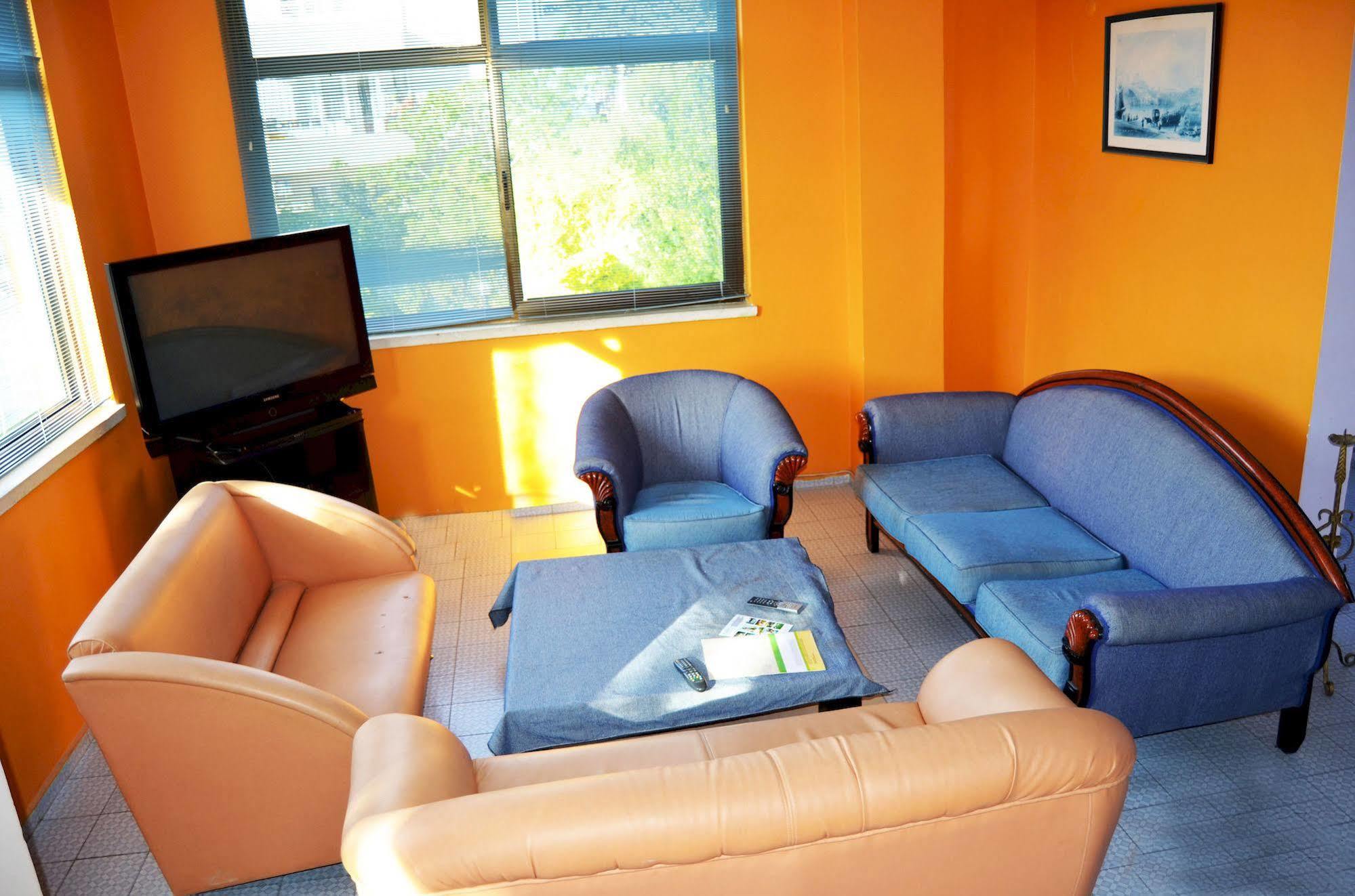 Ayda Hotel คูซาดาซี ภายนอก รูปภาพ