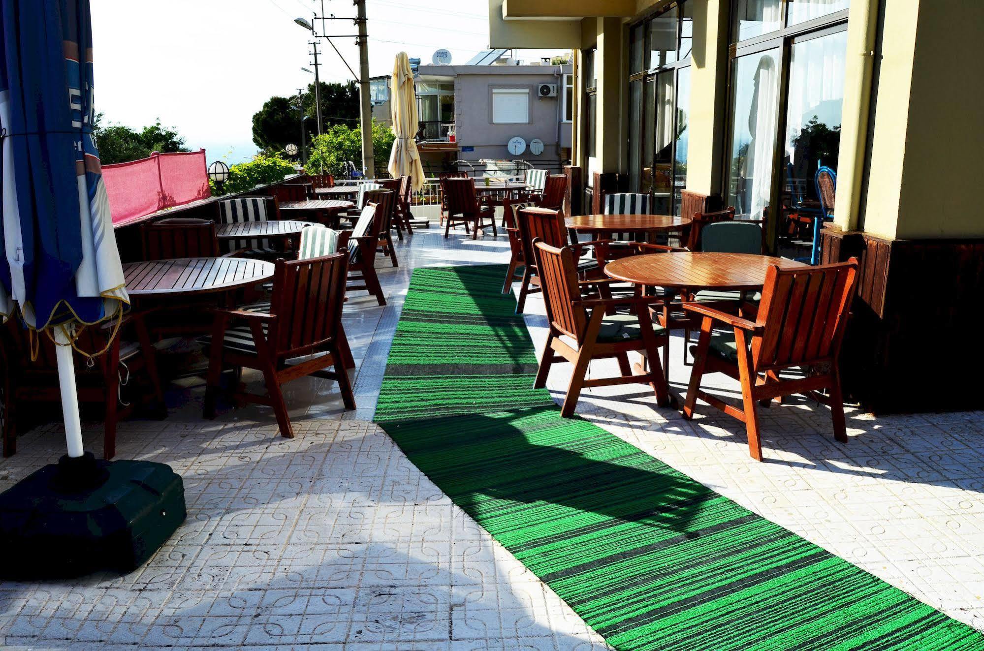 Ayda Hotel คูซาดาซี ภายนอก รูปภาพ